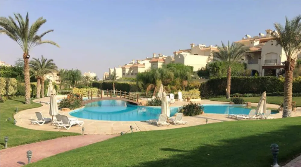 El Patio 6 October in 6th of October City by La Vista Developments في 6th of October City - صورة المشروع